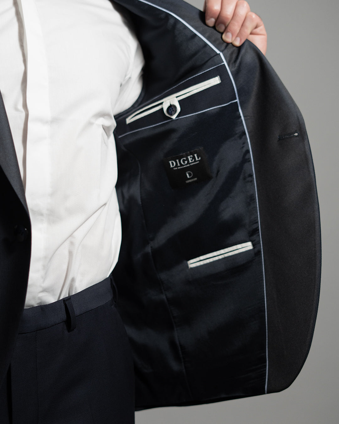 Digel, Navy Ceremony Tuxedo