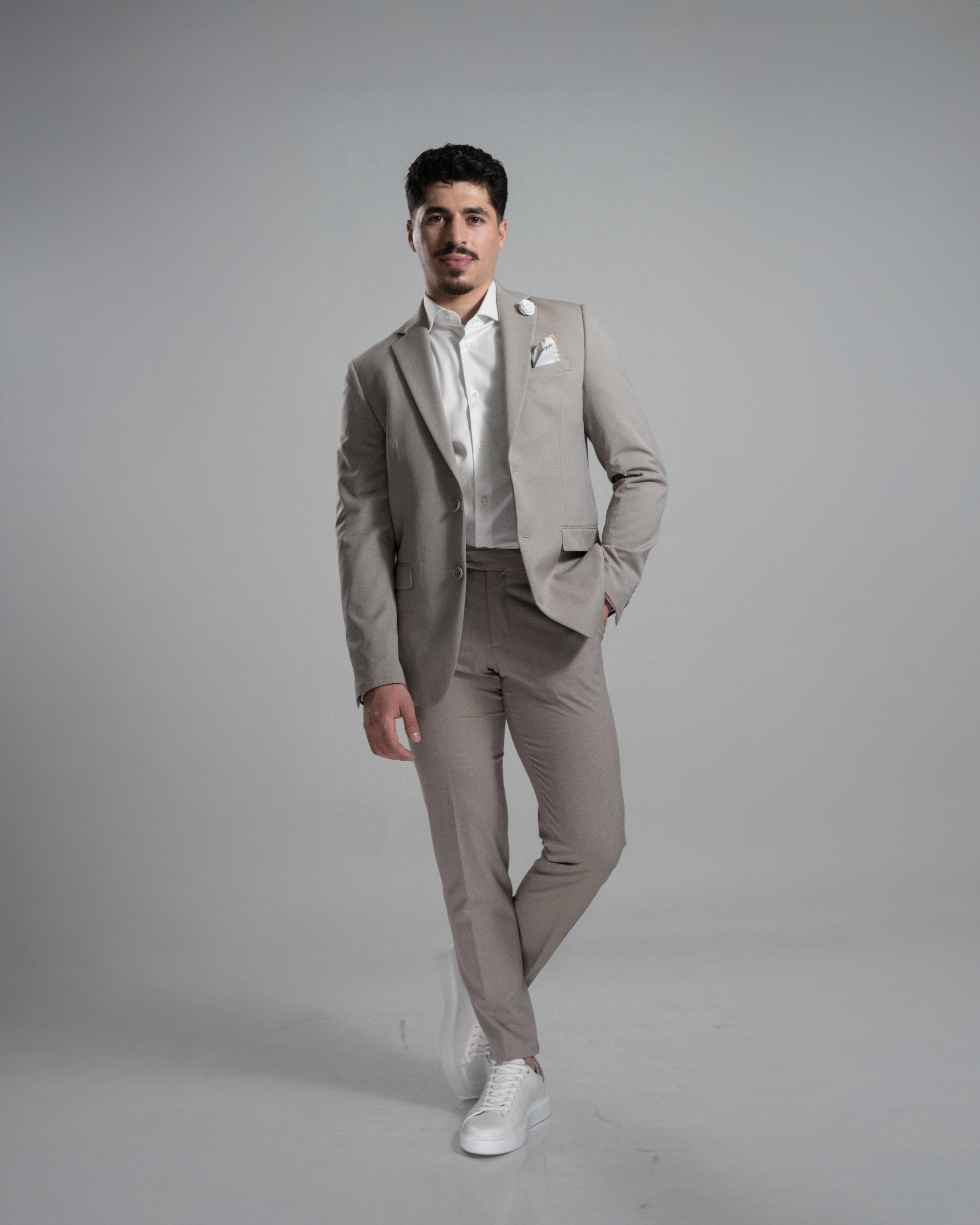 Thomas Goodwin, Beige Slim Fit Blazer Suit