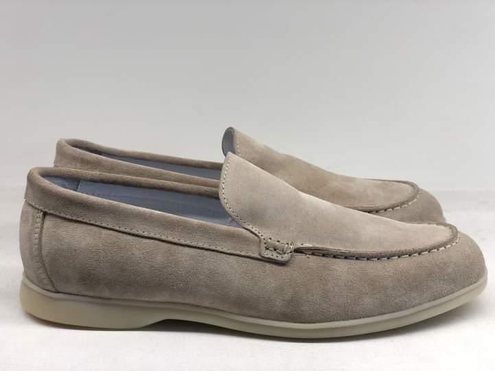 Pedro, Beige Loafer With Creamy Rubber Soles