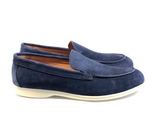 Pedro, Navy Loafer With Creamy Rubber Soles