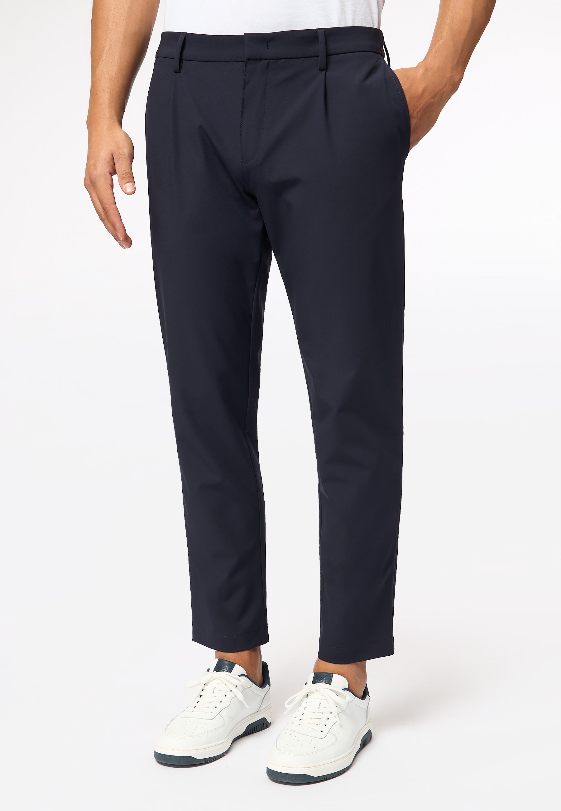 Roy Robson, Navy Pants