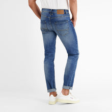 Load image into Gallery viewer, Lerros, 5-Pocket-Denim in Used-Look, RELAXED FIT, light blue
