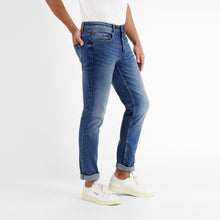Load image into Gallery viewer, Lerros, 5-Pocket-Denim in Used-Look, RELAXED FIT, light blue
