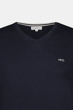 Load image into Gallery viewer, Mcgregor,Navy V-neck  Mix Cotton adn Linen Sweater
